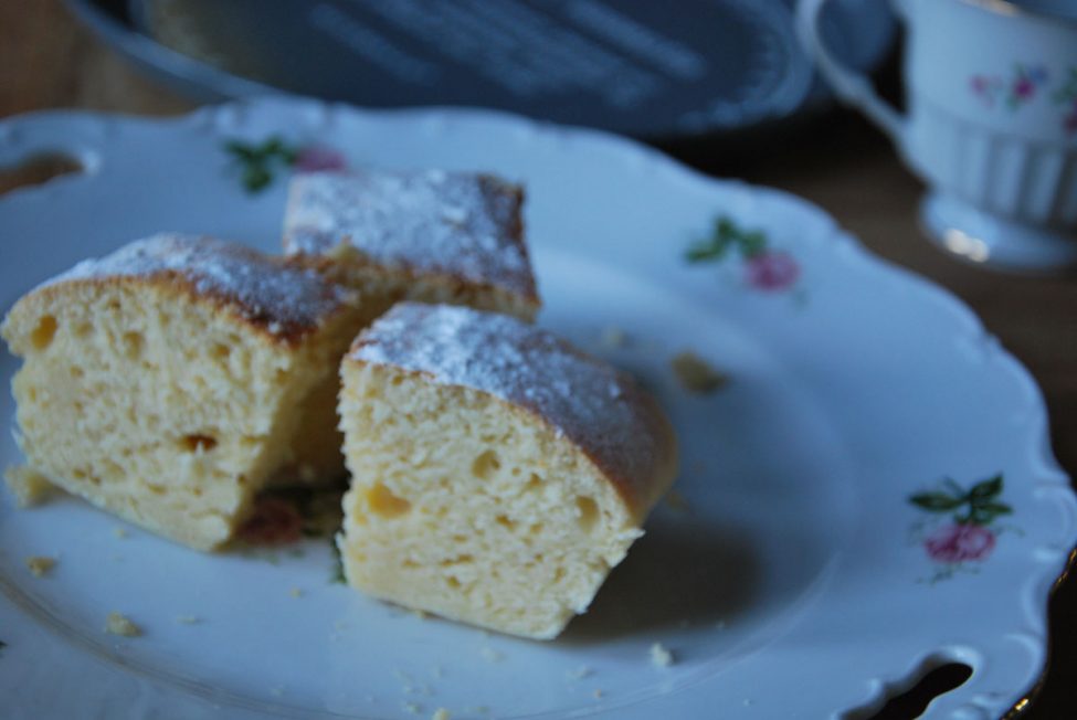 Italian cuisine: citroencake met ricotta