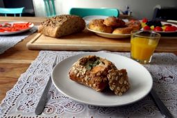 Paasbest – ei in een broodje