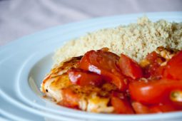 Quick & easy: kabeljauw met tomatensalsa