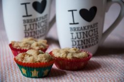 Appel cupcakes met een krokante kruimellaag