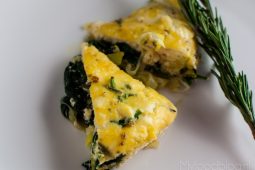 Koken met restjes: frittata met prei en spinazie