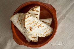 Makkelijke tonijn quesedillas
