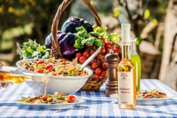 Win: een Italiaans pakket van Fattoria La Vialla