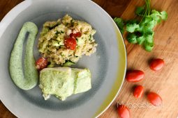 Kabeljauw in munt-yoghurtsaus met quinoasalade