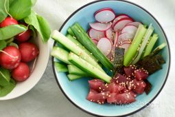 Sushi bowl met tonijn en radijs