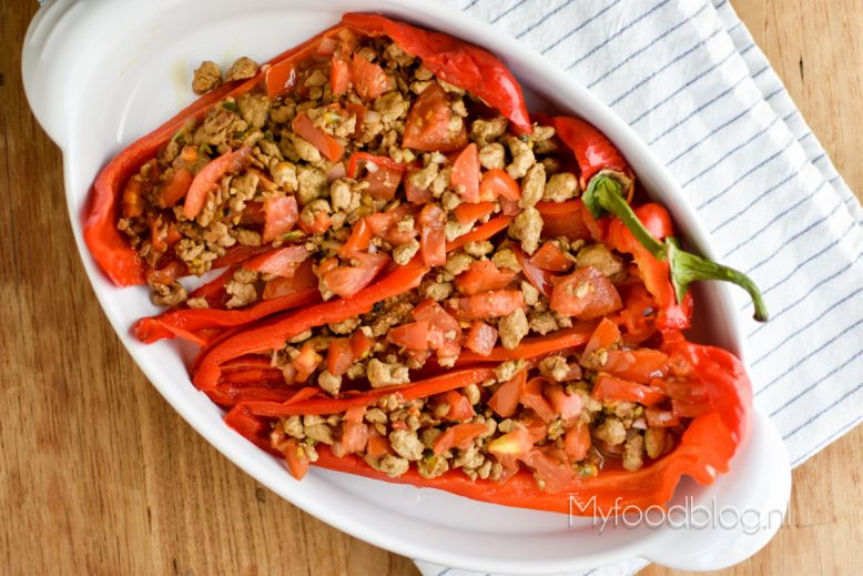 Vegan gevulde puntpaprika’s