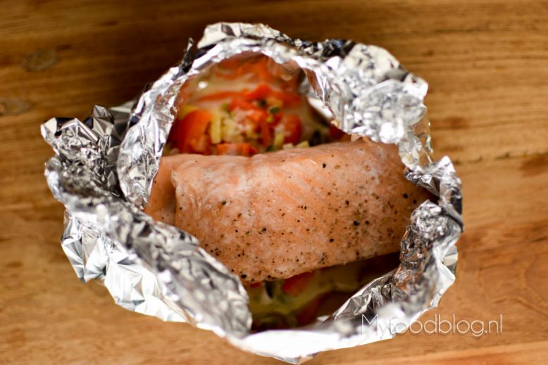 Spicy gestoomd vispakketje