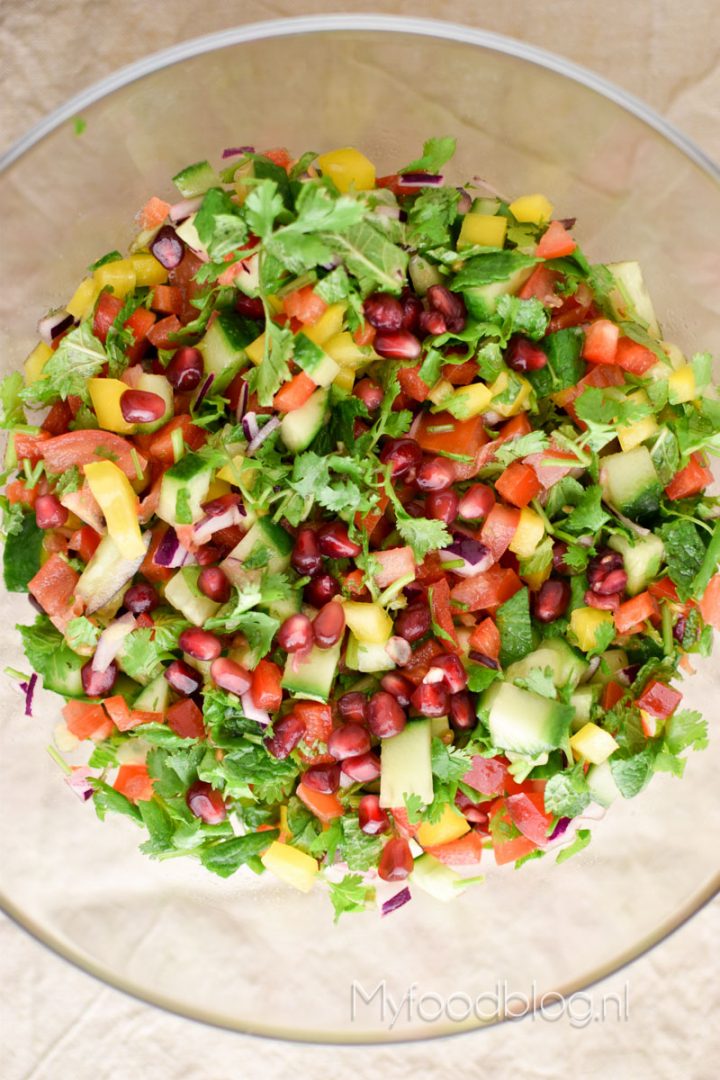 Kleurrijke Midden-Oosterse salade