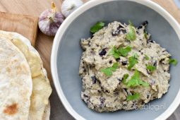 Snel baba ganoush recept (Libanese aubergine dip)