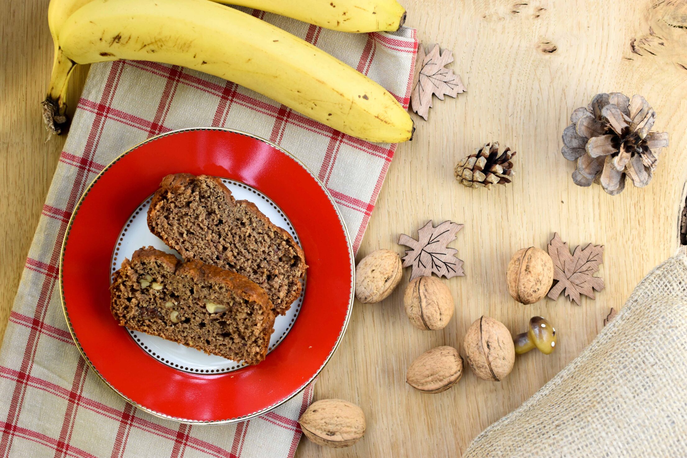 Speculaascake met dadels, walnoten en banaan (zonder geraffineerde suikers!)
