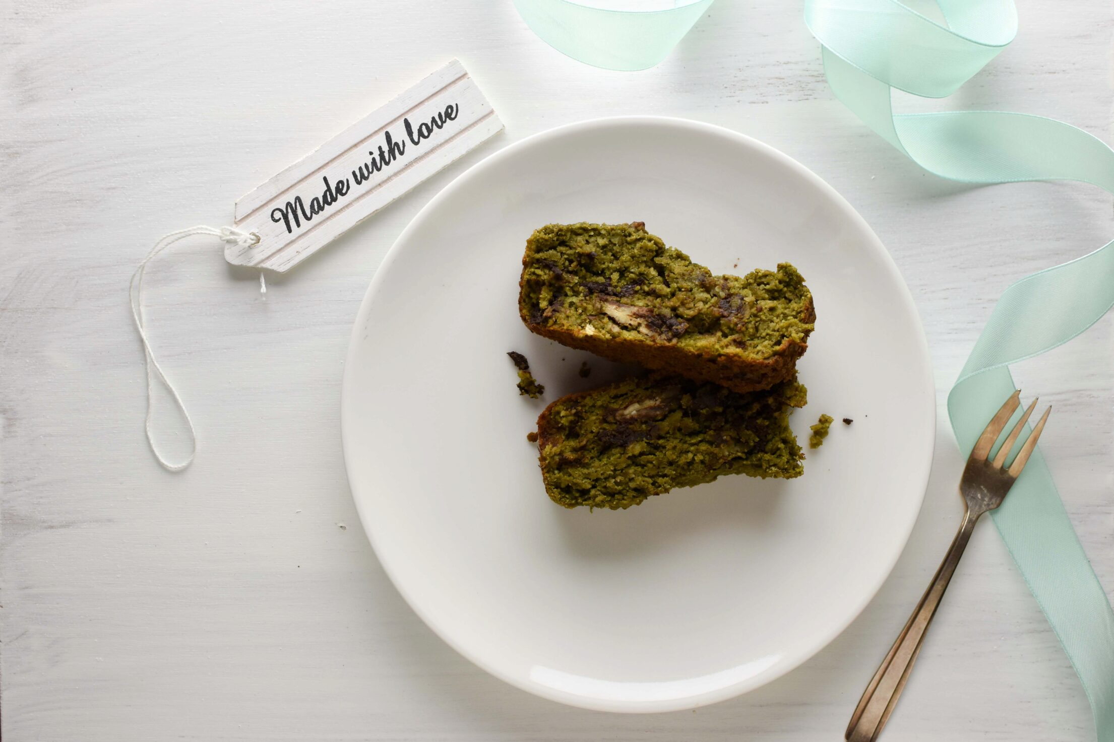 Bananenbrood met matcha en chocolade