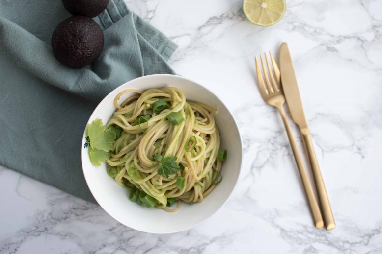 Romige groene pasta (vegan green goddess pasta)