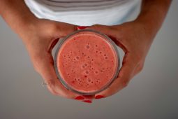 Aardbeien smoothie met een vleugje vanille