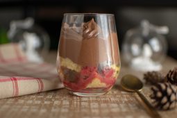 Kersttrifle met chocolademousse