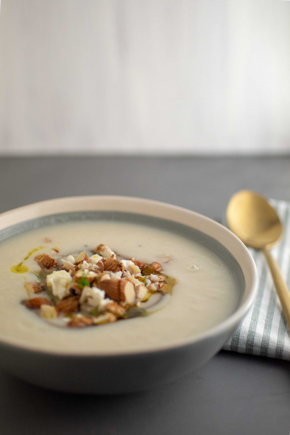 Bloemkoolsoep met peer en feta
