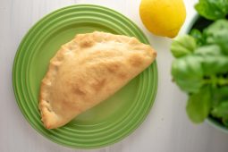 Vegetarische calzone met spinazie & ricotta