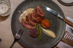 Eten, slapen en borrelen bij Hotel New York