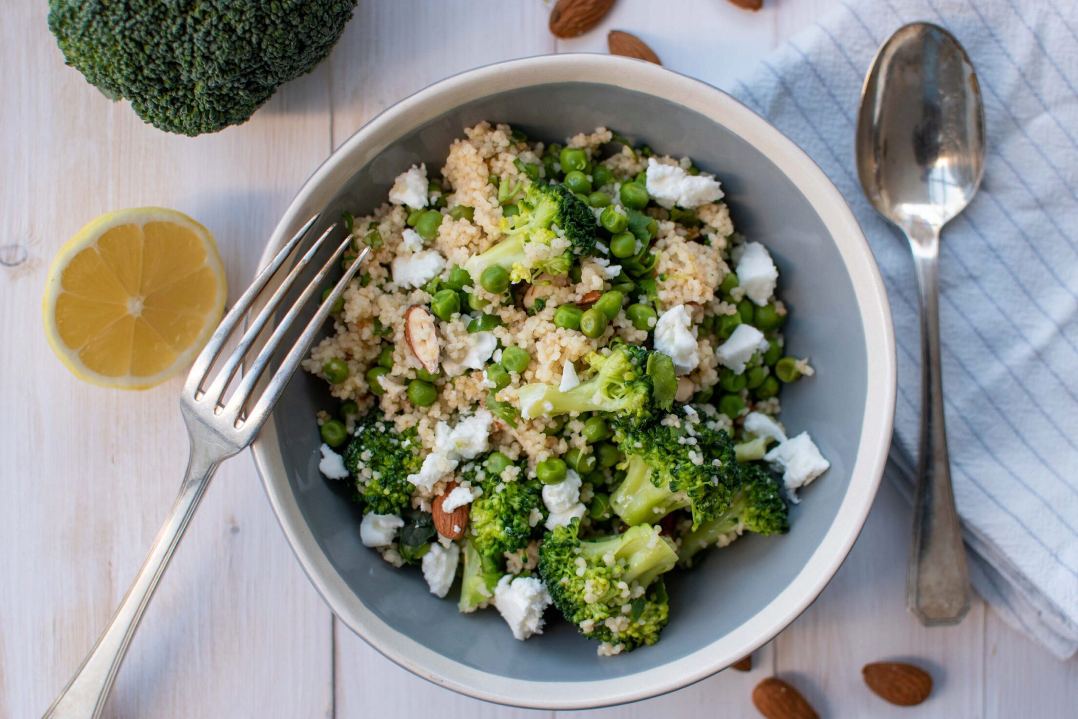 Couscoussalade met broccoli, feta en erwten - My Food Blog