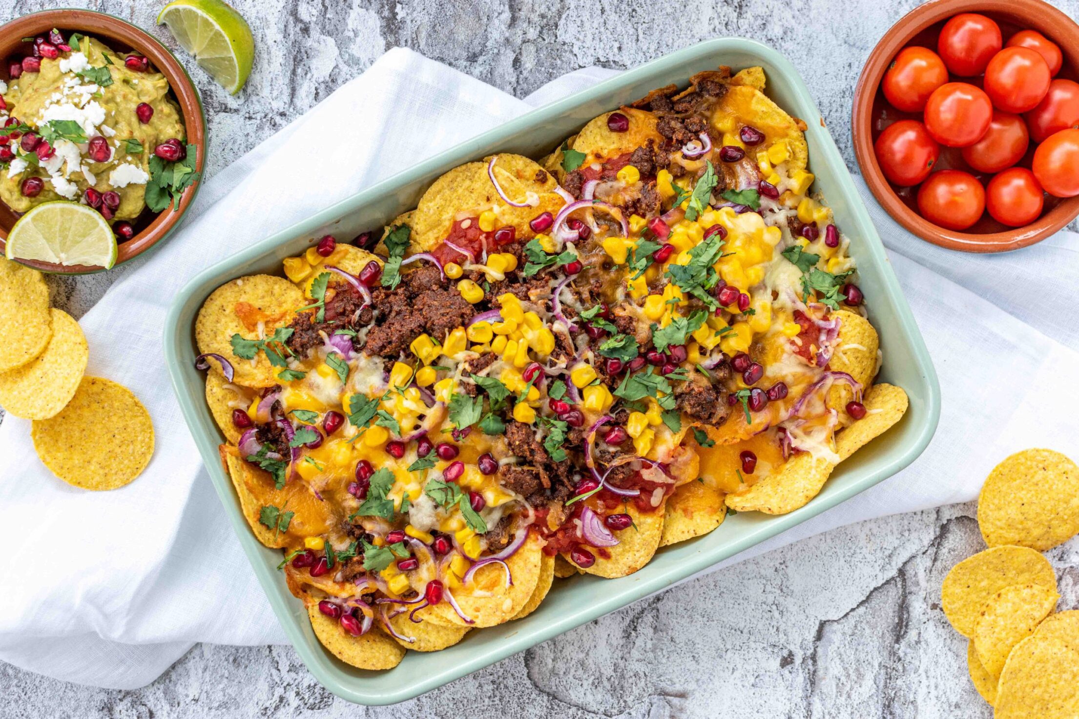 Loaded nachos met heerlijke guacamole variaties - My Food Blog