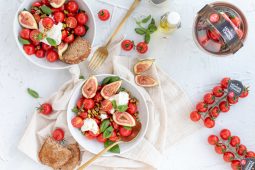Tomatensalade met Honingtomaten® en vijgen