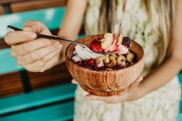 Zelf smoothie bowl maken – 10 zomerse recepten