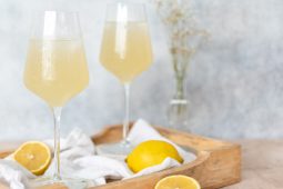 Limoncello spritz met gember