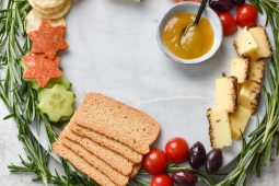 Zo maak je zelf de lekkerste vegetarische borrelplank